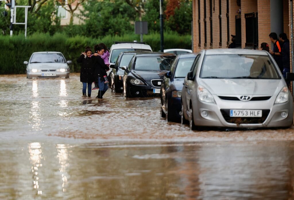 Valencia Flood Warning Hits Spain Amid Severe Storm Alice